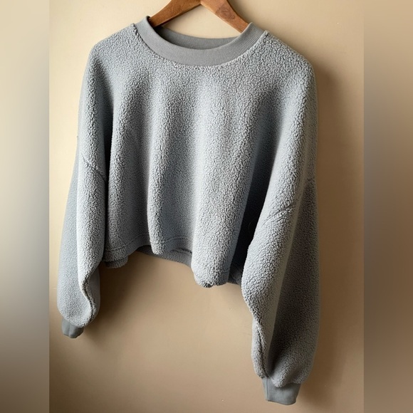 ARITZIA Sunday best Lupa Sweater in Serene Blue medium - Picture 5 of 13